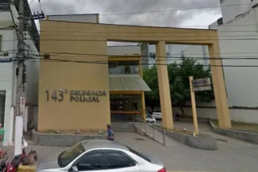Imagem ilustrativa da imagem Para onde foi o adolescente que matou os pais e o irmão de três anos?