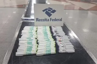 Imagem ilustrativa da imagem Mulher é presa em aeroporto com 60 canetas emagrecedoras de medicamento em estudo