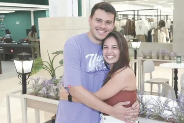 Imagem ilustrativa da imagem Preços de presentes para o Dia dos Namorados varia até 249%, revela Procon