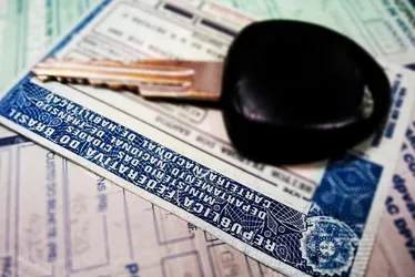 Imagem ilustrativa da imagem Entenda a mudança que pode deixar primeira habilitação até R$ 300 mais cara