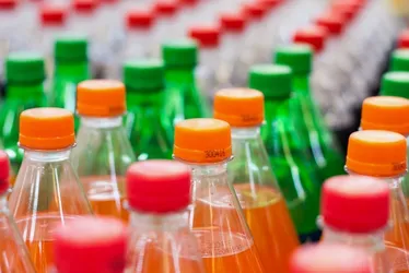 Imagem ilustrativa da imagem Refrigerante foi principal causa para formação de 35 pedras em bexiga de idoso