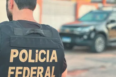 Imagem ilustrativa da imagem Sai edital de concurso da Polícia Federal com mil vagas e salário de até R$ 26 mil