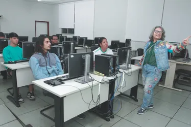 Imagem ilustrativa da imagem Sorteio de 160 vagas de cursos no Ifes. Veja quem pode se inscrever