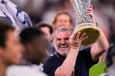 Imagem ilustrativa da imagem Técnico campeão da Liga Europa tem ligação com o Vasco e cita o Corinthians