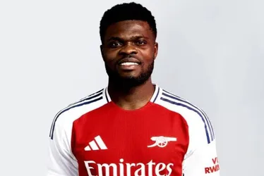 Imagem ilustrativa da imagem Thomas Partey, ex-jogador do Arsenal, é indiciado por estupro e assédio sexual no Reino Unido
