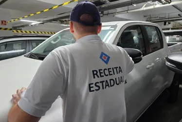 Imagem ilustrativa da imagem Veículos novos no valor de R$ 10 milhões são apreendidos por irregularidades no ES