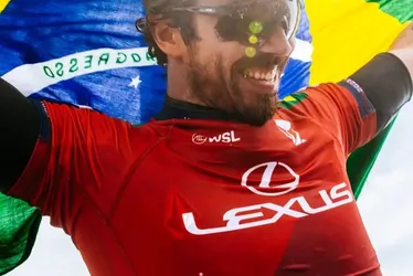 Imagem ilustrativa da imagem Yago Dora é campeão em Trestles, palco do surfe em Los Angeles 2028