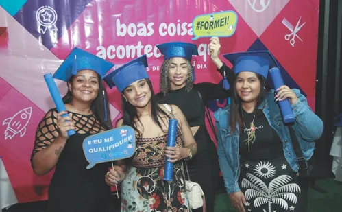 
          Imagem ilustrativa da imagem 10 mil vagas em cursos para aprender profissão
          