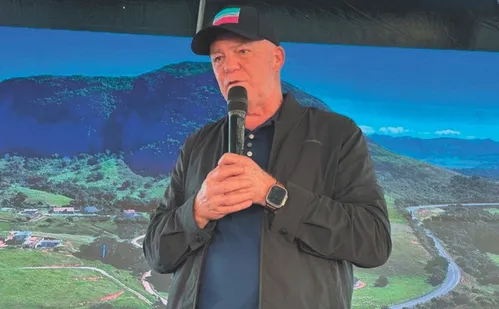 
          Imagem ilustrativa da imagem Acesso ao Monte Aghá vai ficar mais fácil
          