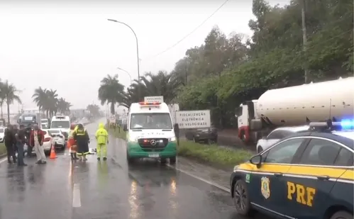 
          Imagem ilustrativa da imagem Adolescente que morreu atropelado na BR-101 na Serra estava a caminho da escola
          