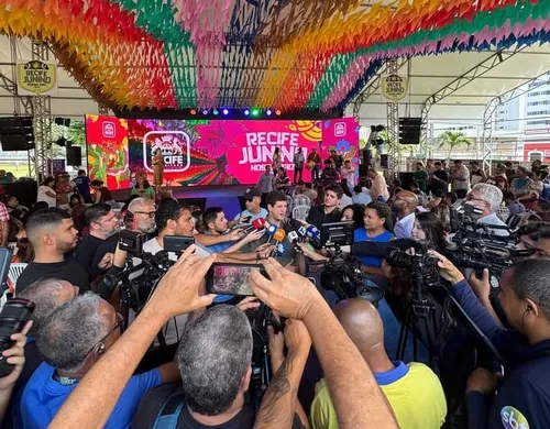 
          Imagem ilustrativa da imagem Alceu Valença, Elba Ramalho e Fafá de Belém no São João do Recife 2025
          