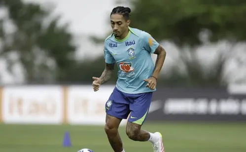 
          Imagem ilustrativa da imagem Presidente do Barcelona critica Fifa após lesão de Raphinha na seleção
          