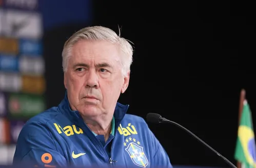 
          Imagem ilustrativa da imagem Ancelotti vai aos EUA para observar brasileiros no Mundial e reforça proximidade com clubes
          