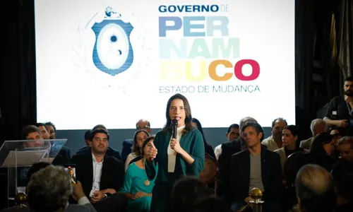 
          Imagem ilustrativa da imagem Após anunciar obras de R$ 40 milhões, governo estende limite de turistas em Noronha
          