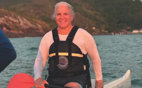 
          Imagem ilustrativa da imagem Aposentada que sofreu acidente na Rodovia do Sol tem perna amputada e segue na UTI
          