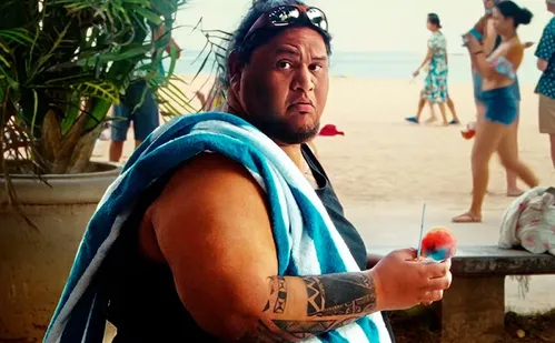 
          Imagem ilustrativa da imagem Ator de 'Lilo & Stitch' morre dias após levar família para assistir ao filme
          