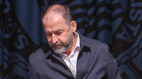 
          Imagem ilustrativa da imagem Corinthians contrata advogado de Temer para impedir que Augusto Melo volte ao poder
          