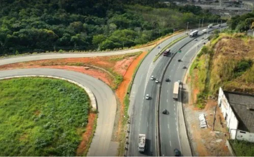 
          Imagem ilustrativa da imagem BR-447 entra na reta final e promete fortalecer setor portuário de Vila Velha
          