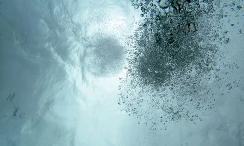 
          Imagem ilustrativa da imagem Bebê de 1 ano morre afogado em balde com água sanitária em Gameleira, na Mata Sul
          