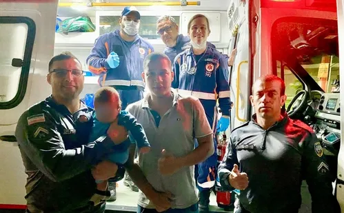 
          Imagem ilustrativa da imagem Bebê engasgado com acúmulo de catarro é socorrido por policiais na Serra
          