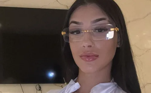 
          Imagem ilustrativa da imagem Bia Miranda, neta da Gretchen, acusa ex-namorado de agressão
          