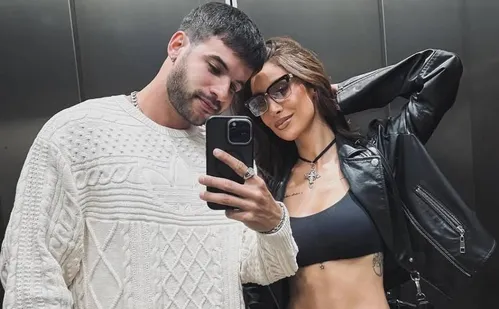 
          Imagem ilustrativa da imagem Boca Rosa posta foto com ator Diego Cruz e ele reposta
          