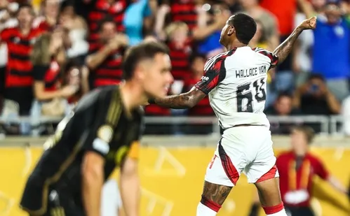 
          Imagem ilustrativa da imagem Brasileiros dominam artilharia do Mundial com maior pluralidade da história
          