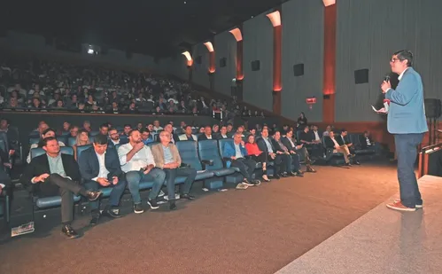 
          Imagem ilustrativa da imagem Café Empresarial da Assevila: abrir empresa vai levar menos da metade do tempo
          