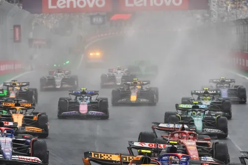 
          Imagem ilustrativa da imagem Calendário da F1 de 2026 tem GP de SP, corrida no dia da final da Copa e ‘concorrência’ com Indy 500
          