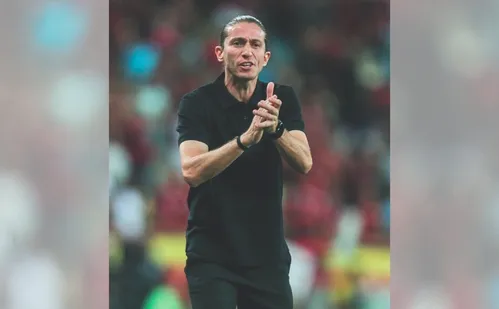 
          Imagem ilustrativa da imagem Filipe Luís atinge objetivo 'dobrado' no Flamengo e vê jogadores confiantes
          