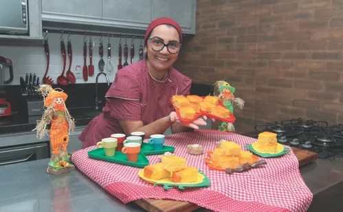 
          Imagem ilustrativa da imagem Aprenda a fazer cocada ou bolo de pamonha para vender ou curtir em casa
          