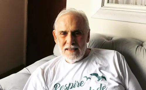 
          Imagem ilustrativa da imagem Com 130 kg, Francisco Cuoco enfrenta dificuldades para andar: 'Quero tocar o barco'
          