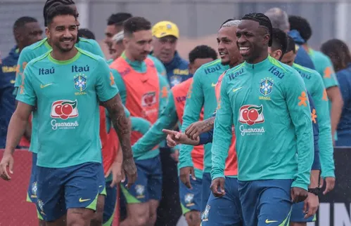 
          Imagem ilustrativa da imagem Como Ancelotti pode armar a seleção brasileira contra o Equador? Zaga gera dúvidas
          