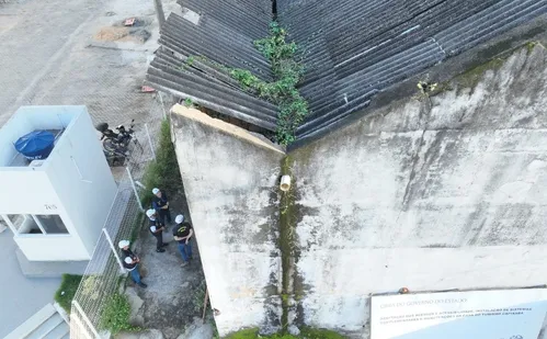 
          Imagem ilustrativa da imagem Crea recomenda interdição total do Ginásio Saldanha da Gama, em Vitória
          