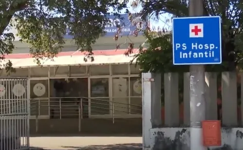 
          Imagem ilustrativa da imagem Criança de um ano é agredida e arremessada contra a parede por padrasto na Serra
          