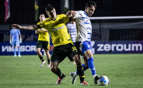
          Imagem ilustrativa da imagem Defensa y Justicia vence o Cruzeiro pela Vitória Cup
          