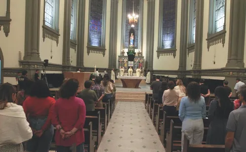 
          Imagem ilustrativa da imagem Desafio do Papa Leão 14 é buscar a unidade interna, diz arcebispo de Vitória
          