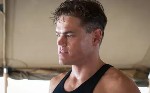 
          Imagem ilustrativa da imagem Devin Harjes, ator de 'Gotham' e 'Demolidor', morre aos 41 anos
          