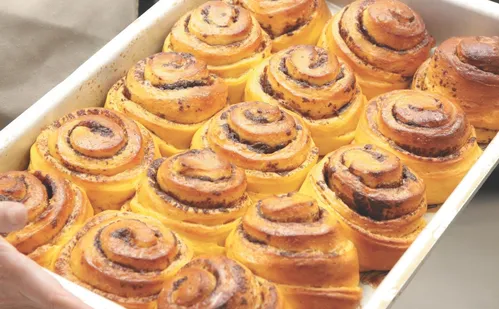 
          Imagem ilustrativa da imagem Doce sueco à base de canela faz sucesso no ES
          