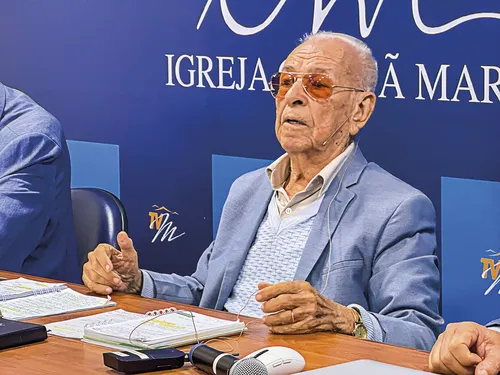 
          Imagem ilustrativa da imagem ENTRE A VOCAÇÃO E A CARREIRA: PASTORES VOLUNTÁRIOS DA IGREJA CRISTÃ MARANATA
          