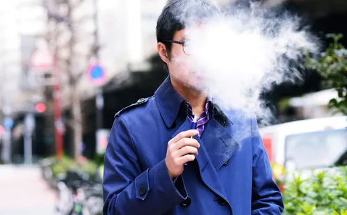 
          Imagem ilustrativa da imagem ES já tem mais de 40 mil jovens viciados em cigarro eletrônico
          