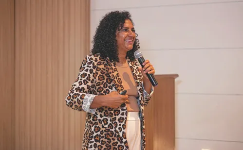 
          Imagem ilustrativa da imagem ES reforça combate ao feminicídio com novas ações até 2028
          