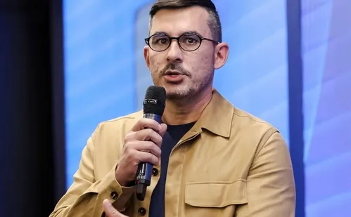 
          Imagem ilustrativa da imagem Caso Wallace Lovato: polícia investiga motivação financeira para o crime
          