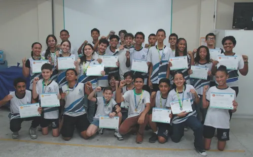
          Imagem ilustrativa da imagem Escola de Cariacica ganha 32 medalhas em Olimpíada sobre educação financeira
          