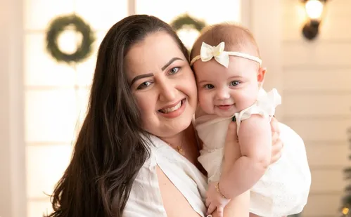 
          Imagem ilustrativa da imagem Experiências e desafios da primeira maternidade
          