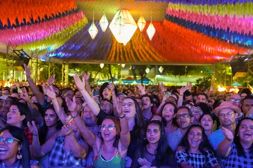 
          Imagem ilustrativa da imagem Fafá de Belém e Geraldinho Lins vão animar o Sítio da Trindade nesta terça-feira
          