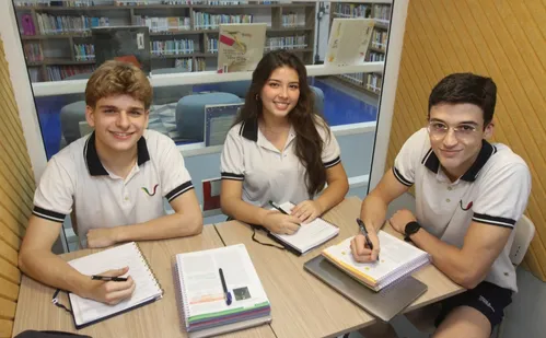 
          Imagem ilustrativa da imagem Falsos sites para se inscrever: veja como não cair no "Golpe do Enem"
          