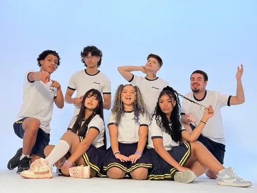 
          Imagem ilustrativa da imagem Fenômeno da internet em show neste domingo em Vitória
          