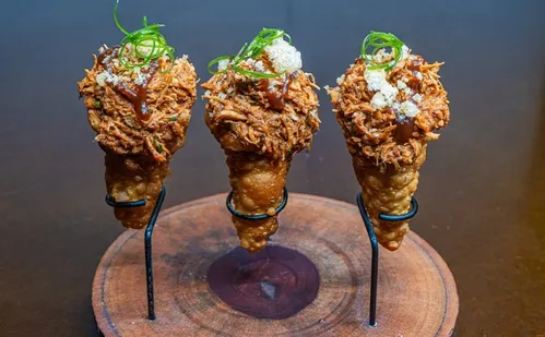 
          Imagem ilustrativa da imagem Festival reúne pratos de boteco e música a partir de R$ 35 em Linhares
          