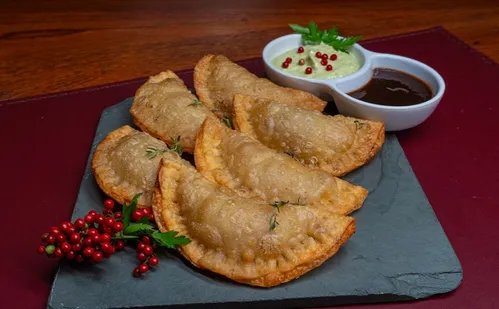 
          Imagem ilustrativa da imagem Festival reúne pratos de boteco e música a partir de R$ 35 em Linhares
          